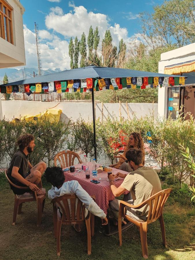 Happy Drifters Hostel Leh Exterior foto
