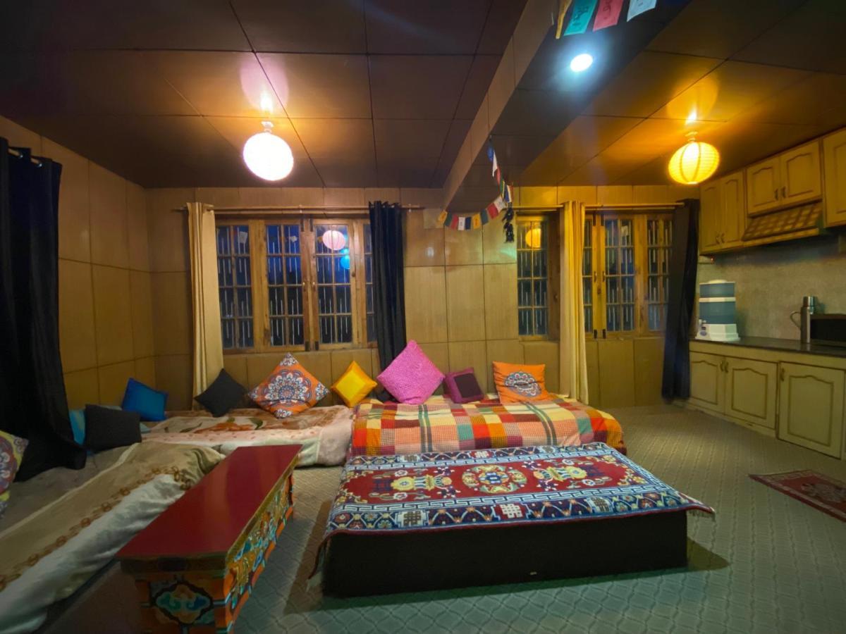 Happy Drifters Hostel Leh Exterior foto